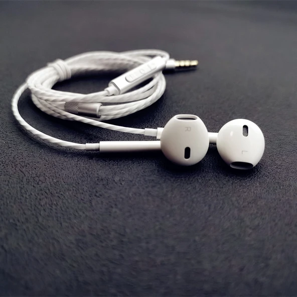 Yarı Kulak İçi Uyku Kulaklığı - Apple Fiş - Beyaz Kablo - Mikrofonlu - 3