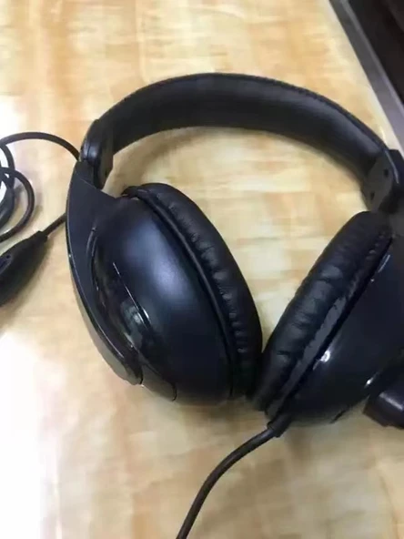 Mikrofonlu Kablolu Kulaklık - 3.5mm Girişli - Bilgisayar ve Eğitim İçin - Siyah - 5