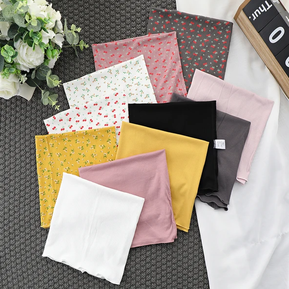 Modal Bebek Bandana Eşarp - Rastgele Desen 1 Adet (20*38cm)(1-16 Yaş)