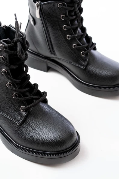 Siyah Bağcıklı Fermuarlı Günlük Kadın Bot - 4