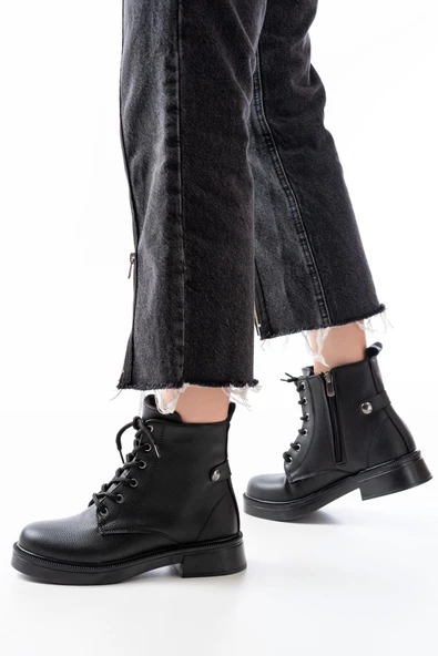 Siyah Bağcıklı Fermuarlı Günlük Kadın Bot - 3