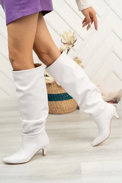 Beyaz Körüklü İnce Topuklu Günlük Kadın Çizme - 3