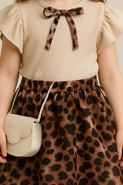 Kız Çocuk Bisiklet Yaka Kurdele Detaylı Bluz Beli Lastikli Leopar Desenli Etekli Takım - Resim 4
