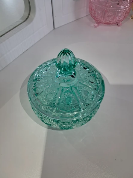 Elmas Kesim Desenli Kapaklı Cam Şekerlik – Su Yeşili Renk ürün görseli 1