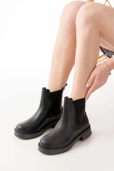 Siyah Lastikli Günlük Kadın Bot - 3