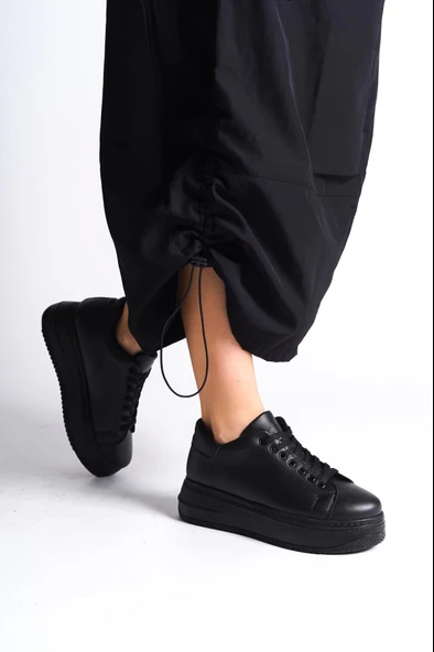 Bıana Bağcıklı Ortopedik Taban Kadın Sneaker Spor Ayakkabı St - Siyah