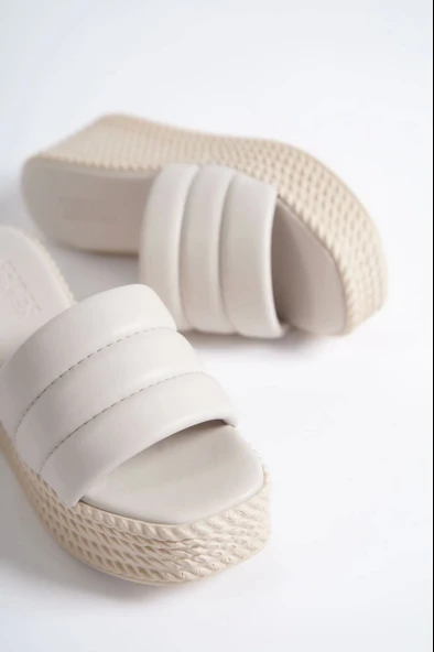 Reına Dolgu Topuklu Ortopedik Taban Hasır Görünümlü Kadın Terlik Kt - Krem - 5