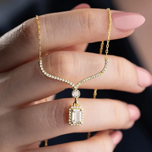 Vaoov 925 Ayar Gümüş Baget Taşlı Gold Sallantılı Hediye Kolye ürün görseli