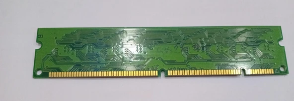 256MB SDRAM 133MHz CL3 Masaüstü Belleği (NCP) - 2