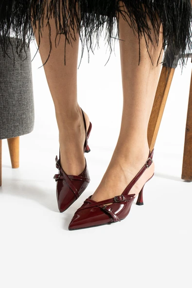 Albishoes Çift Toka Detaylı Arkası Açık Rugan Sivri Burun 8 Cm Ince Topuklu Stiletto Kadın Ayakkabı - 2