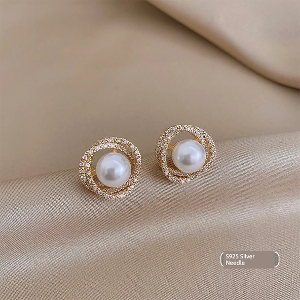 18K Altın Elmas Spiral İnci Küpe - 70 Elmaslı Spiral İnci