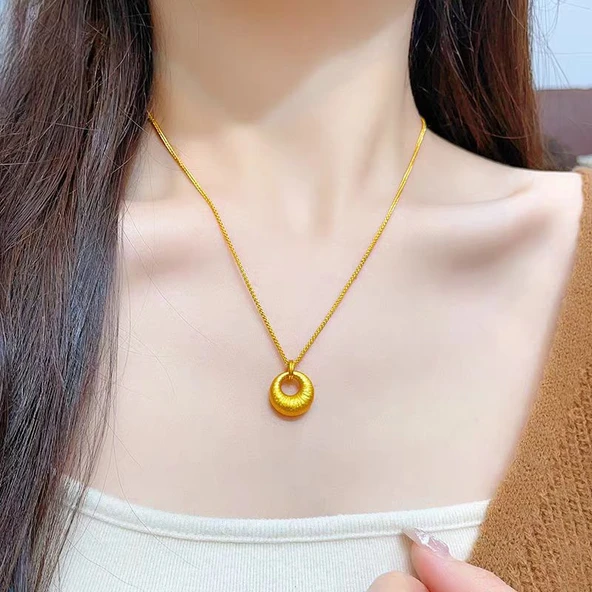18K Altın Kaplama Fırçalanmış Küçük Tuo Hörgüç Fu Lu Moda Köprücük Kemiği Kolye - Jin Tuo Tuo
