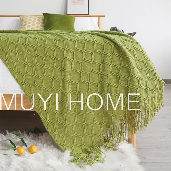 İskandinav Retro Yatak Örtüsü - Avokado Yeşili - 130cm x 170cm - Püsküllü