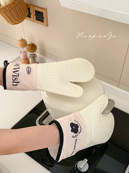 Mutfak Isı Yalıtımlı Silikon Eldiven - Küçük Çiçekli Krem Beyaz Kanvas - 5