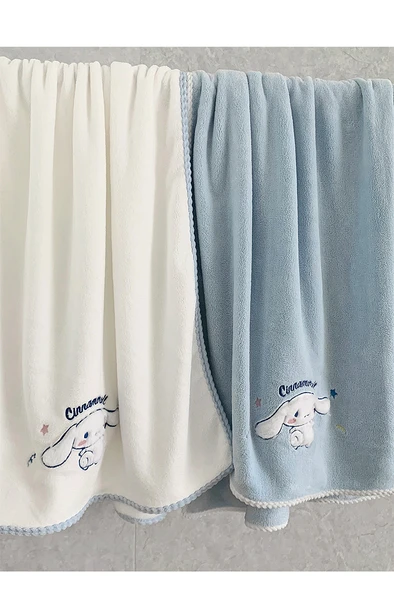 Yugui Köpek Desenli Beyaz Bornoz ve Saç Havlusu Seti - Resim 9