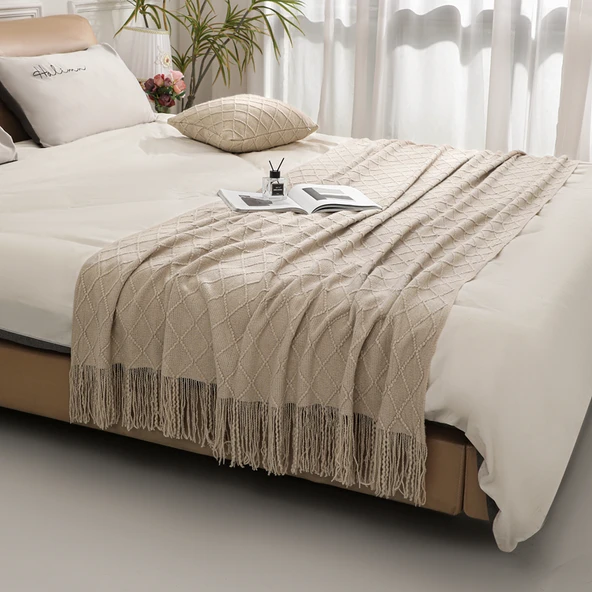 Tuhaflı Yatak Örtüsü - Haki - 1 m - 1.2 m Yatak (127*170 cm)