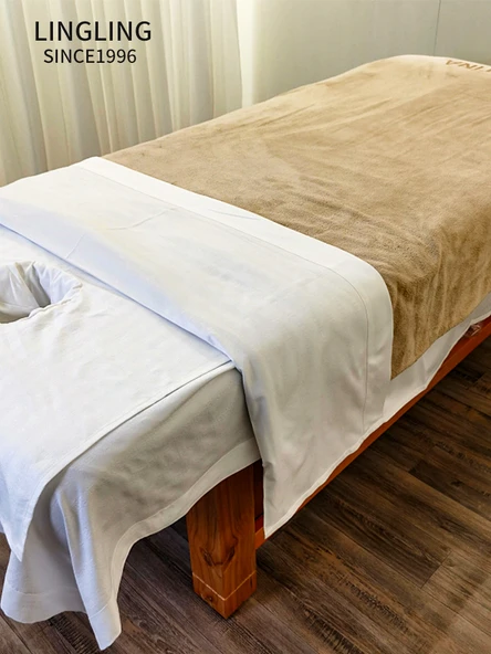 Güzellik Salonu Yatak Örtüsü Seti - Açık Gri - Yatak Örtüsü + Delikli Havlu - 2