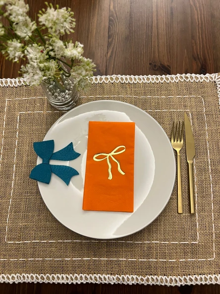 Gold Yaldızlı Turuncu Fiyonk Baskılı Garson Katlama Peçete 16 Adet ürün görseli 1