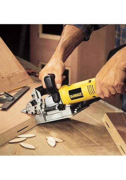 Dewalt DW682K Geçme Dübel Frezesi, 600W, 10000dev/Dak - 3