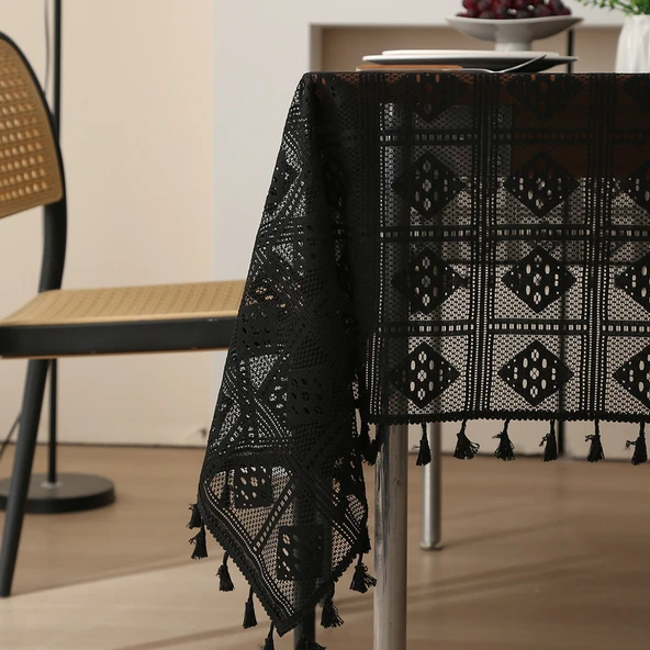 Retro Desenli Dantel Masa Örtüsü - Siyah Ekose 140x140cm