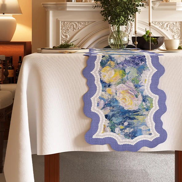 Amerikan Pastoral Dantel Masa Örtüsü - Romantik Buluşma Desenli - Dört Tarafı Çiçekli - 35x220cm