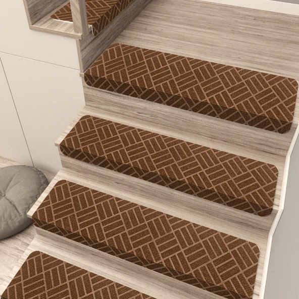 Kaymaz Kendinden Yapışkanlı Merdiven Halısı - Kahve Elmas Desenli 55x22+4.5cm (Model 2)