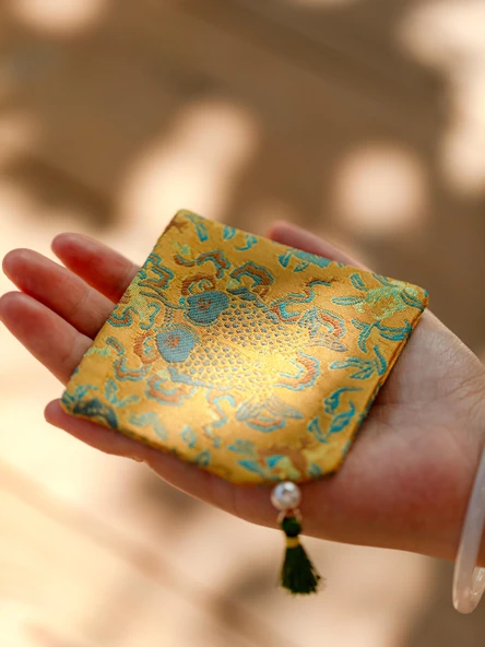 Çin Tarzı Yüzen Altın Ginkgo Yaprağı Nakışlı Çay Altlığı - Yüzen Altın Bardak Altlığı Seti * 6 - Resim 5