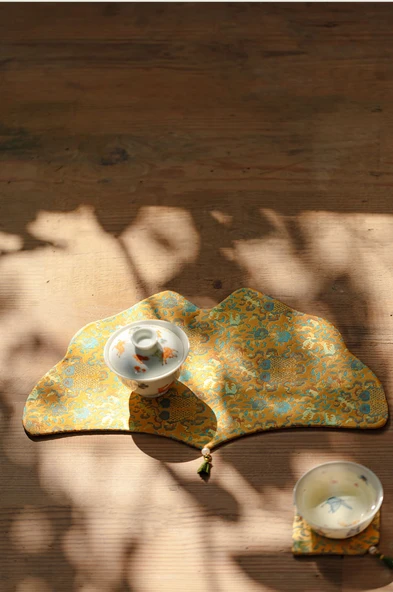 Çin Tarzı Yüzen Altın Ginkgo Yaprağı Nakışlı Çay Altlığı - Yüzen Altın Bardak Altlığı Seti * 6 - Resim 11