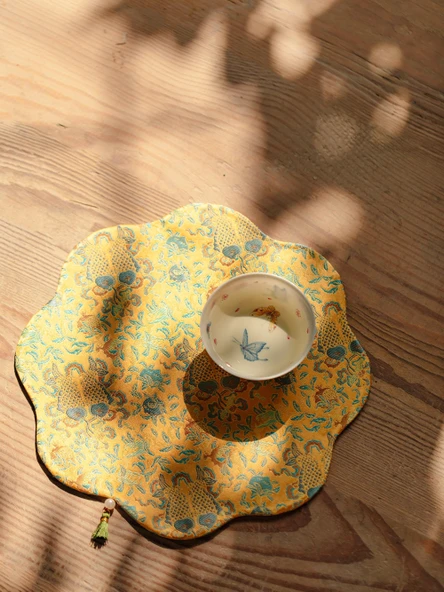 Çin Tarzı Yüzen Altın Ginkgo Yaprağı Nakışlı Çay Altlığı - Yüzen Altın Bardak Altlığı Seti * 6 - Resim 6