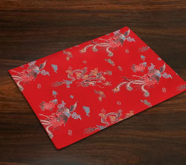 Çift Katmanlı Çin Tarzı Brokar Amerikan Servisi - Kırmızı Ejderha Rüzgarı - 40x30cm