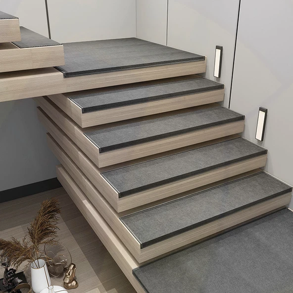 Kendinden Yapışkanlı Kaymaz Merdiven Halısı - Koyu Gri 30x85cm Kenarlı