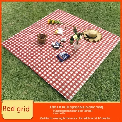 Tek Kullanımlık Su Geçirmez Piknik Örtüsü - 180x180 cm - Kırmızı Kareli