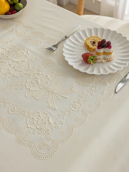 Yağa Dayanıklı PVC Dantel Masa Örtüsü - Qingcheng Şakayık Desenli - Krem - 100cm Yuvarlak - Resim 5