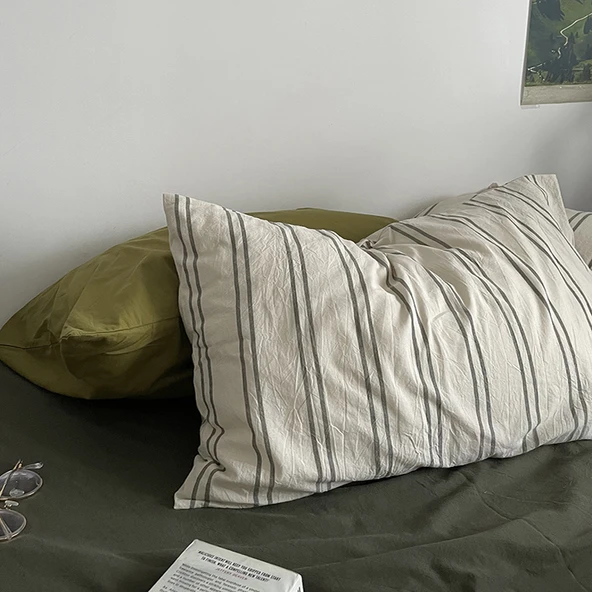 Leke Tutmaz Pamuklu Gingham Desenli Yastık Kılıfı 48x74cm - Orta Çağ Pirinç Çizgili (Yıkanmış Pamuk)
