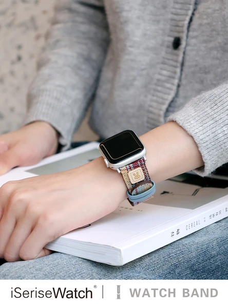 Ekose Desenli Apple Watch Kordonu 44mm (4~6. Nesil/SE) Siyah Gri Tek Katmanlı Film - 3