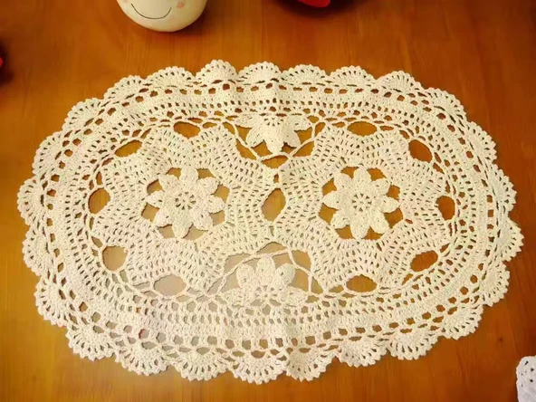 El Yapımı Tığ İşi Pamuklu Dantel Masa Örtüsü - Bej Beyaz 30x70 cm