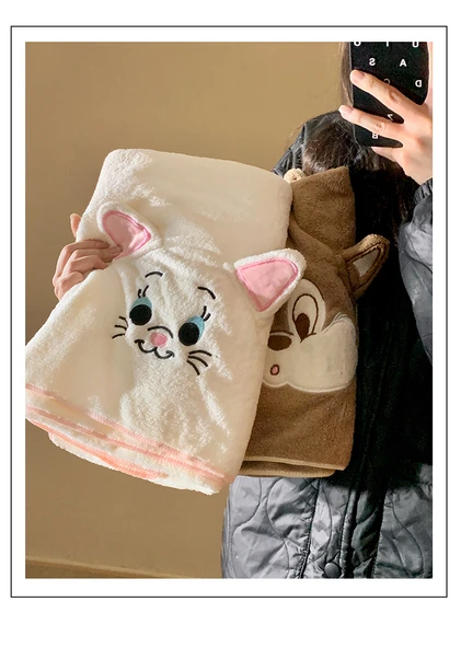 3D Stereo Mary Kedi Desenli Banyo ve Yüz Havlusu Seti - 8