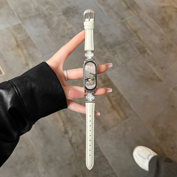 Xiaomi Bileklik 5/6 Uyumlu Dört Yapraklı Yonca Desenli Deri Kordon - Gümüş Beyazı