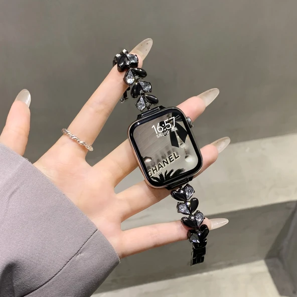 OPPO Watch 2 (46mm) için Uhada Kalp Polo Metal Kordon - Kalp Desenli Siyah