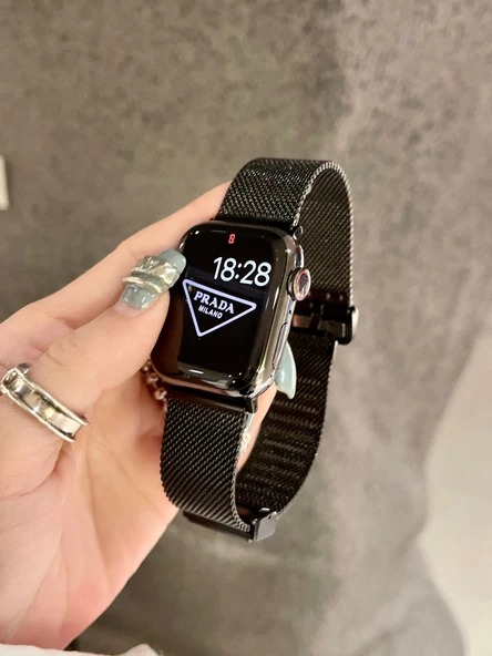 Milanese Kordon - Apple Watch 44mm (S4/5/6/SE) - Siyah