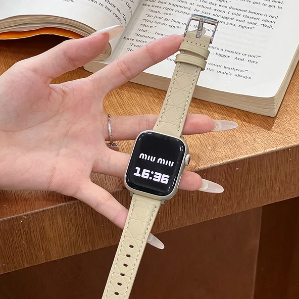 Deri Ekose Desenli Apple Watch Kordonu - Yeni S10 46mm - Yulaf Ezmesi