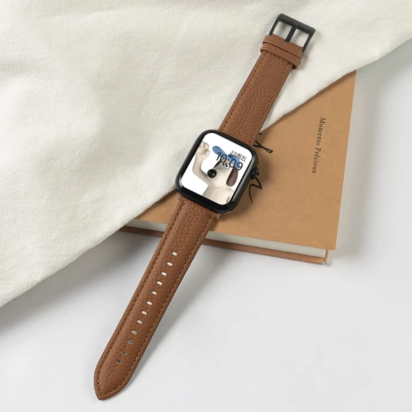 Apple Watch 1-9/SE 45/44/42mm için Litchi Desenli Deri Kordon - Koyu Kahverengi (Model 1)
