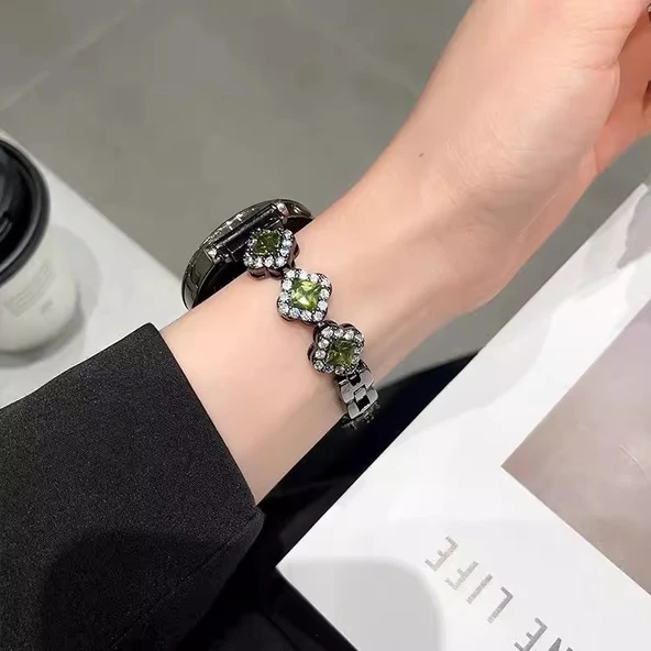 Huawei GT5 Pro 42mm Gümüş Dört Yapraklı Yonca Tam Elmas Bileklik - 6