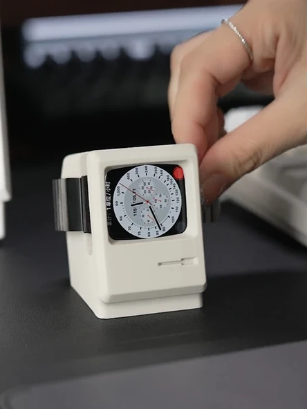 Apple Watch Retro Gri Silikon Stand - 45-49mm Max Büyük Kadran - 3