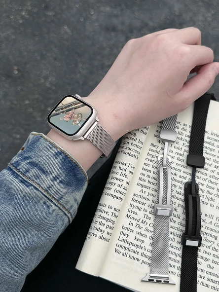 Apple Watch Paslanmaz Çelik Milanese Kordon - 41mm - iwatch7/8/9 - Gümüş - Resim 2