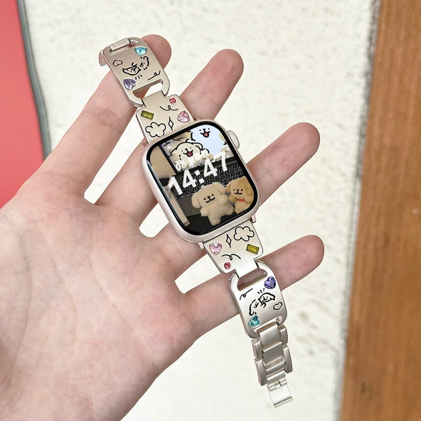 Metal Zirkon Köpek Desenli Apple Watch Kayışı - 45mm - iWatch 7/8/9 - Yıldız Işığı