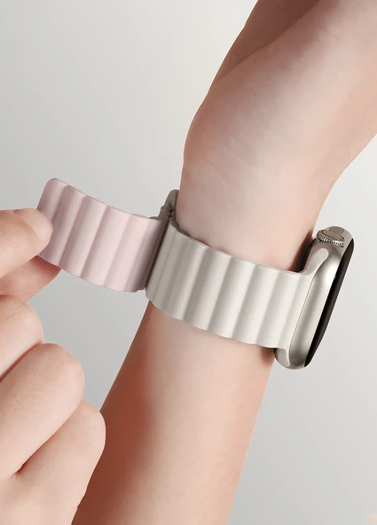 Manyetik Silikon Apple Watch Kordonu - S9/8/7 (45mm) - Siyah - 7