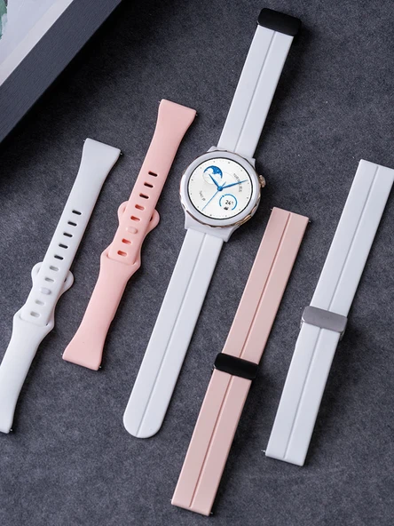 Huawei GT3 Pro 43mm Beyaz Manyetik Katlanır Tokalı Gümüş Tokalı Silikon Kordon + TPU Kılıf - 6
