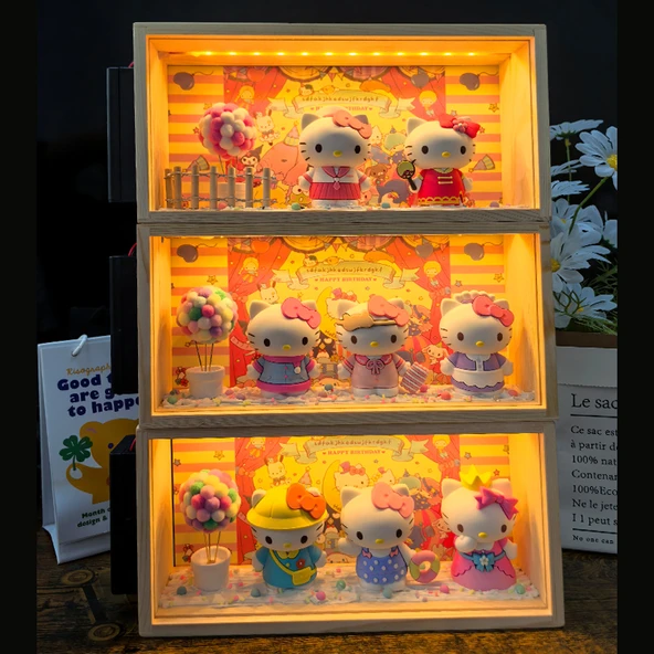Hello Kitty Değişen Günlük Tasarımlı Lamba - Stil 2 - Fişli - 9