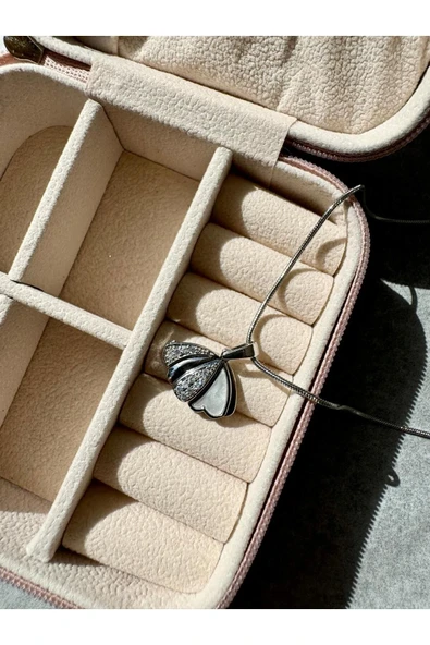 LUXSTONE  İstiridye Kabuğu Model Gümüş Çelik Kolye